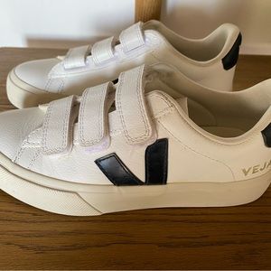 Veja Sneakers
